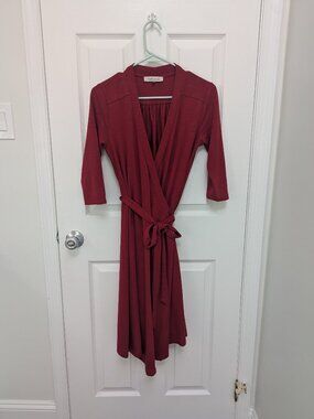 Angel Maternity three-quarter sleeve wrap dress in red XS